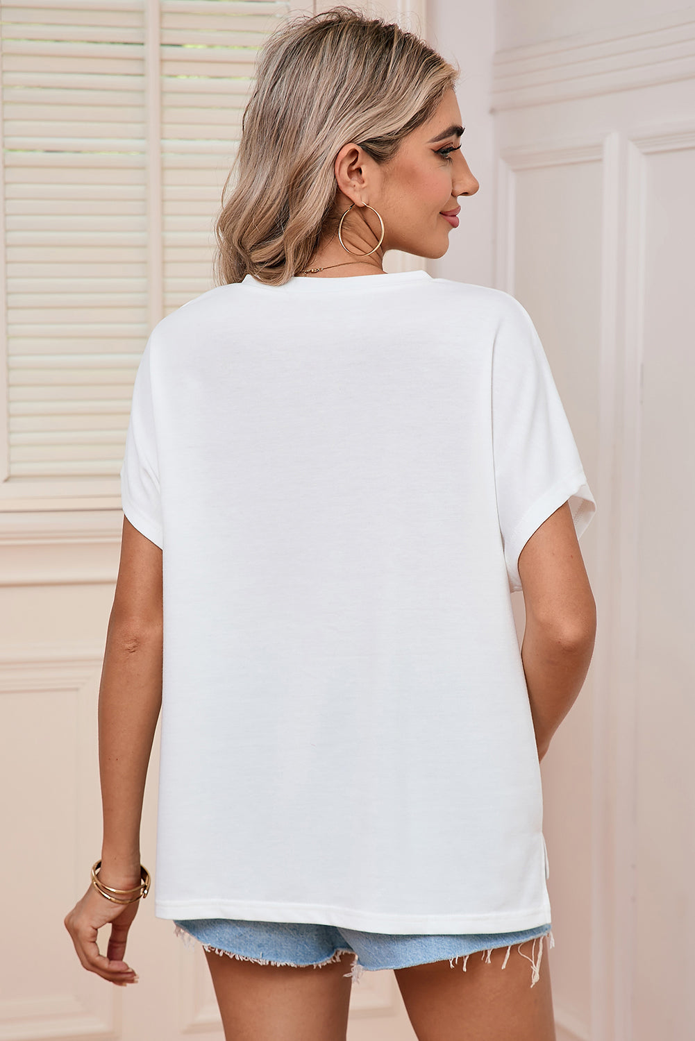 White Cute Floral Patch V-Neck Short Sleeve T-Shirt - The Fair Lady Shop