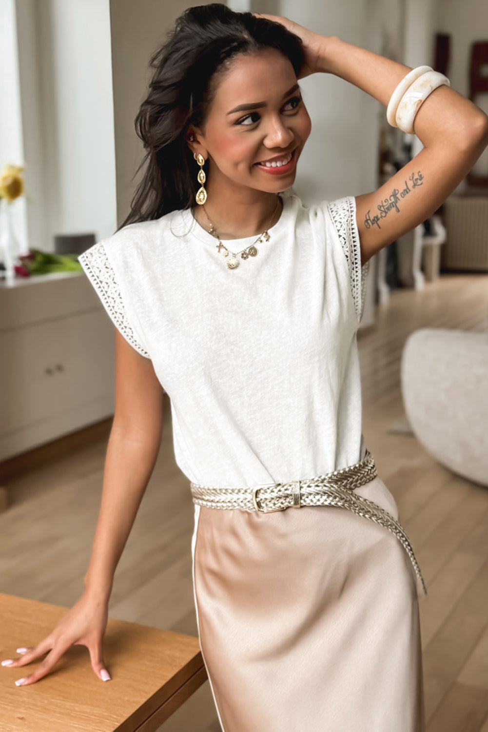 White Lace Patchwork Cap Sleeve Round Neck Top - The Fair Lady Shop