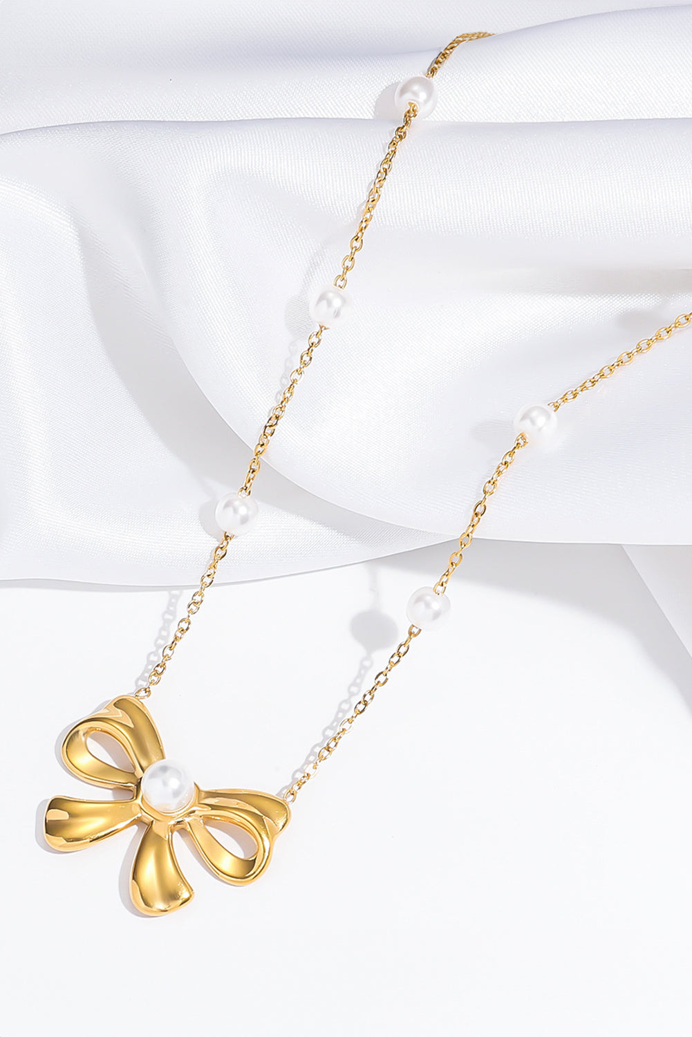 Gold Pearl Bowknot Elegant Necklace - The Fair Lady Shop
