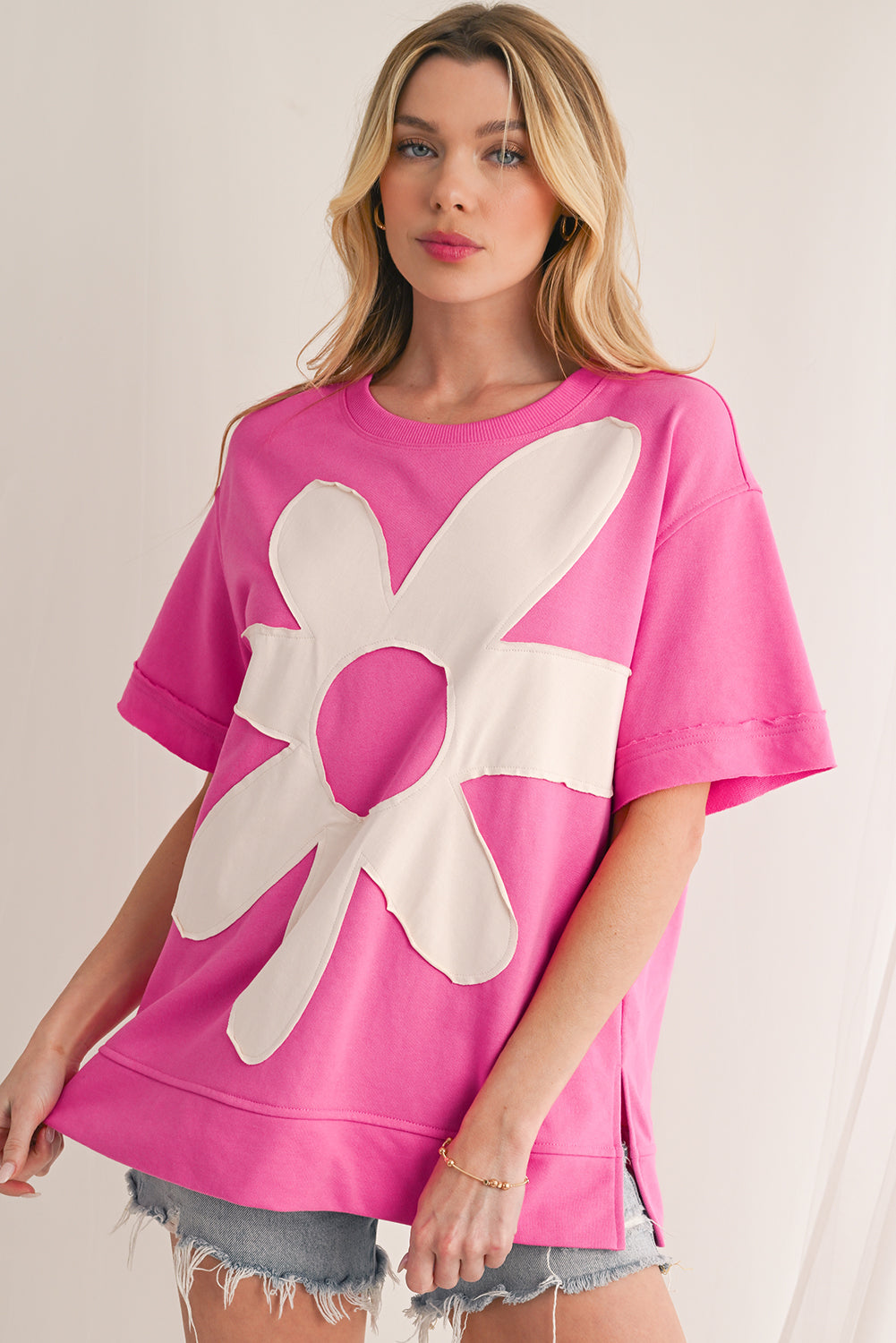 Sachet Pink 60s Flower Applique Slits T-Shirt - The Fair Lady Shop