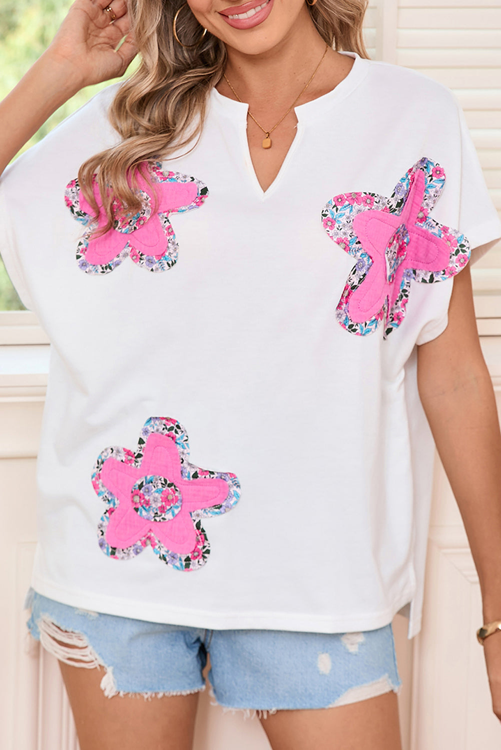 White Cute Floral Patch V-Neck Short Sleeve T-Shirt - The Fair Lady Shop
