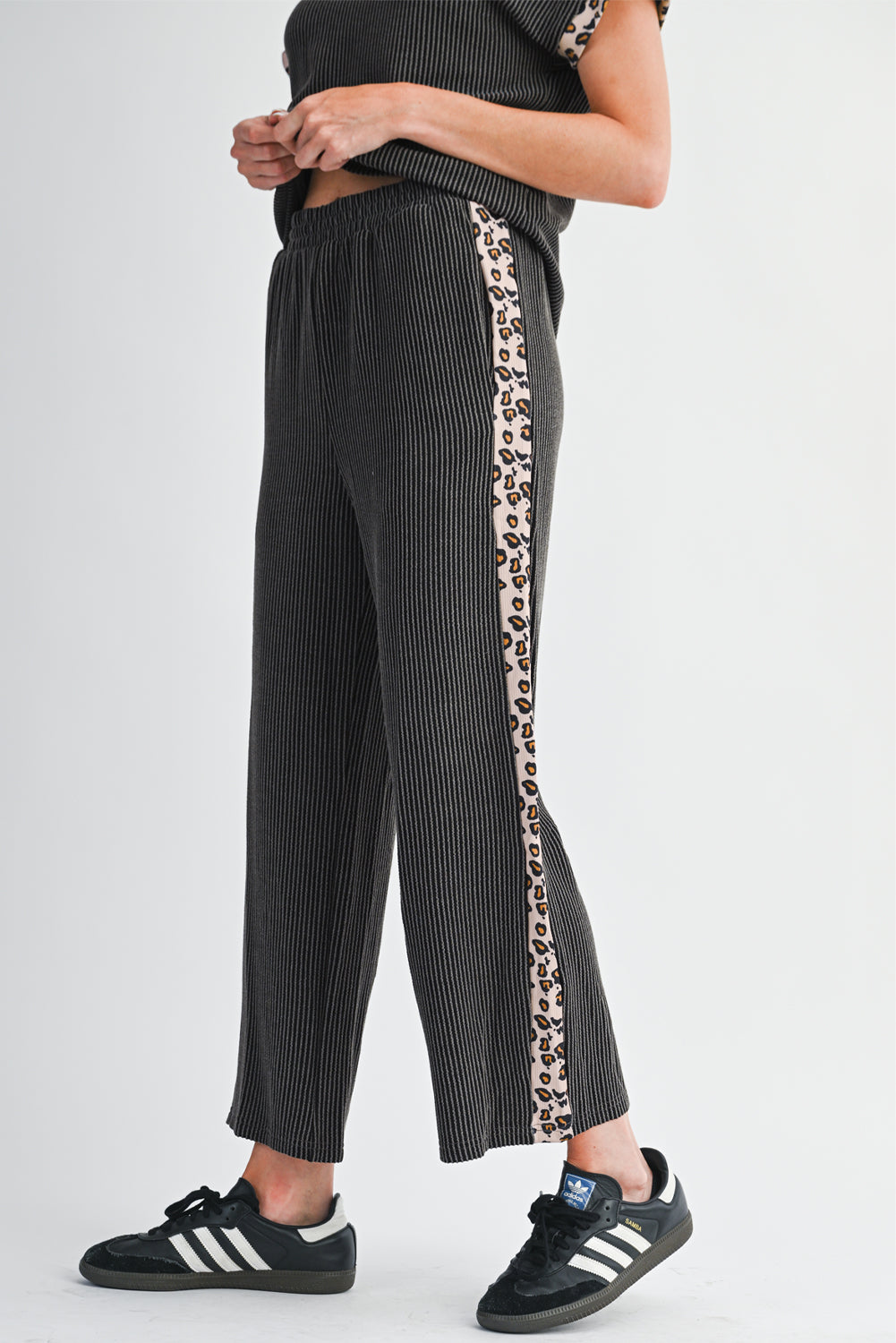 Carbon Grey Leopard Patchwork Trim Twisted Rib T Shirt and Cropped Pants Set