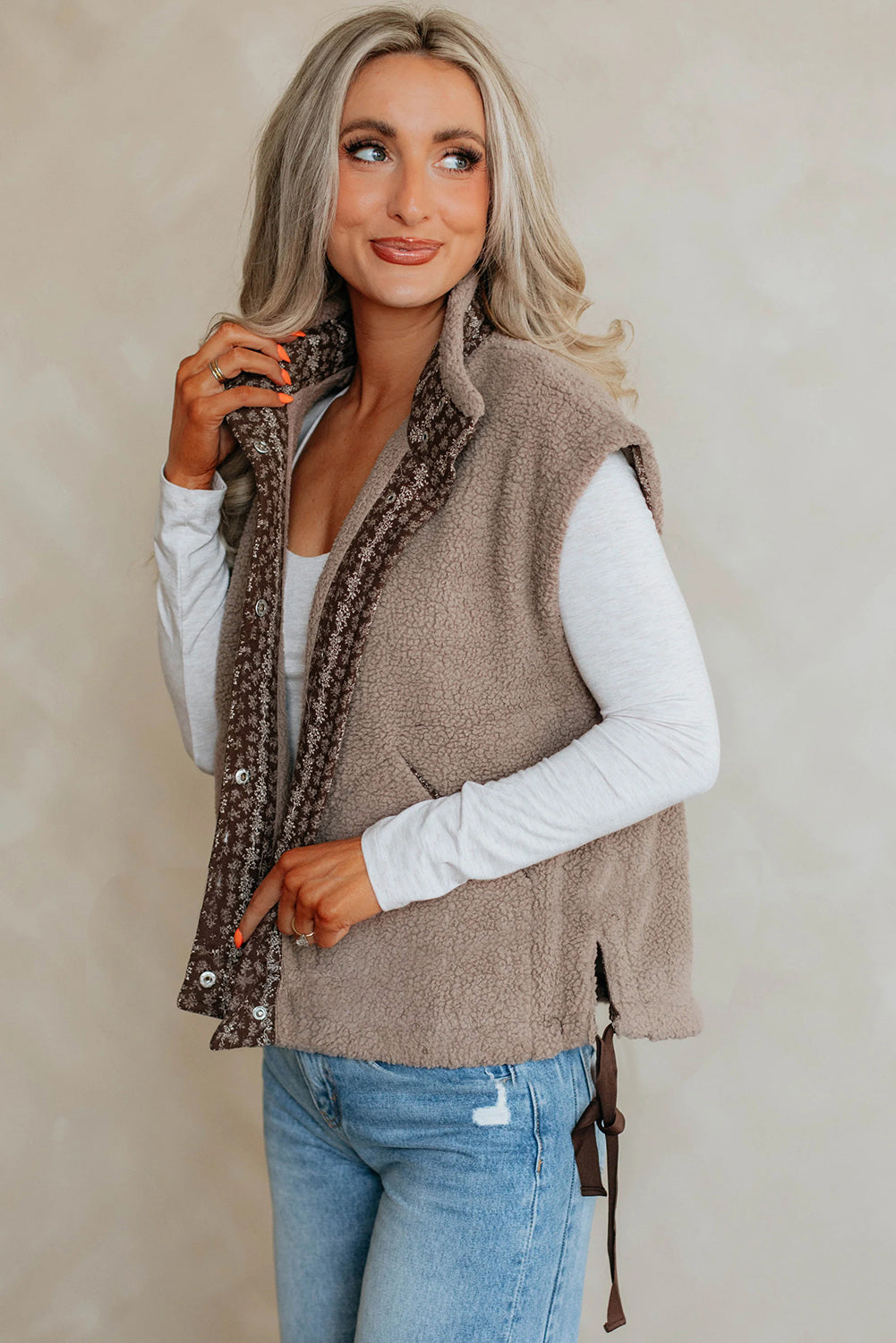 Goat Side Bows Sherpa Fleece Vest